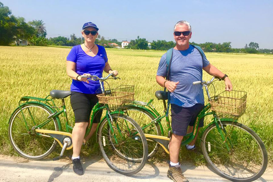 Biking-in-countryside-vietnamrealtour