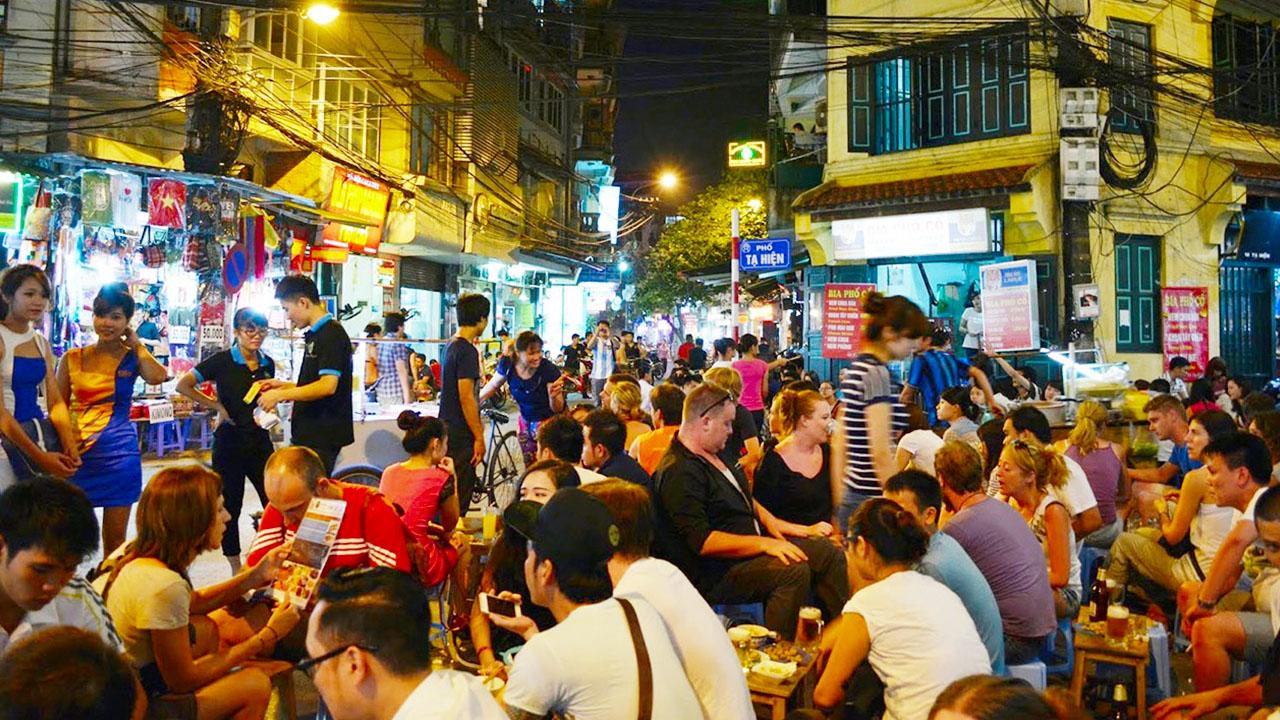 bia-hoi-corner-hanoi-duongs2restaurant-1